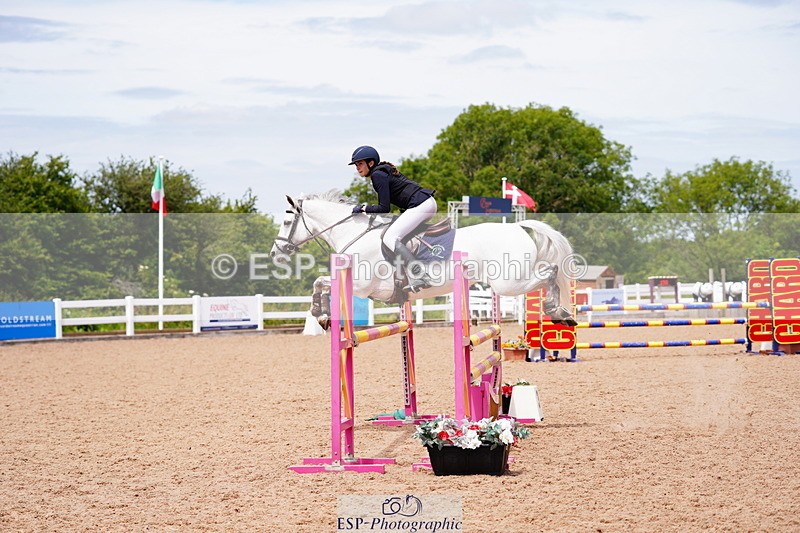 240629A-125922-05526 - Cls 18 Newcomers and 1m Open