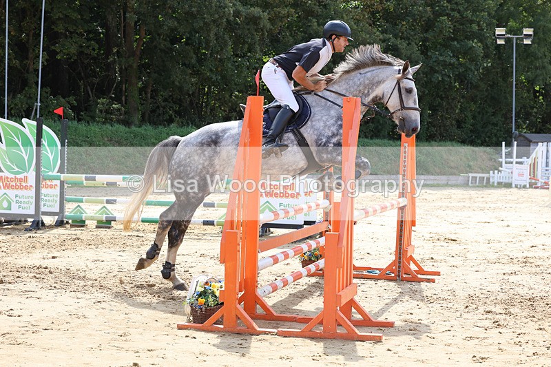 3E7A3676 - Class 4: Senior British Novice/90cm open