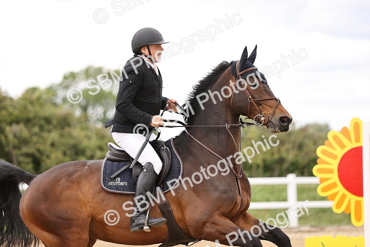SBM_002784 - Class 10 - Senior Discovery - 1.00m
