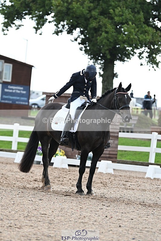 250907-125146-08467 - 005-Jessica.AllenHendrewen.Desert.Lady