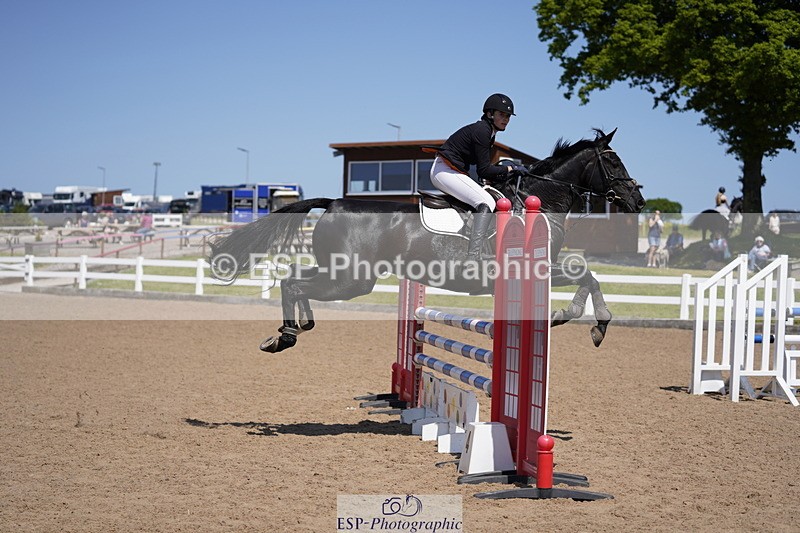 230527A-144336-04722 - Cls 23 1.05m Amateur Quali