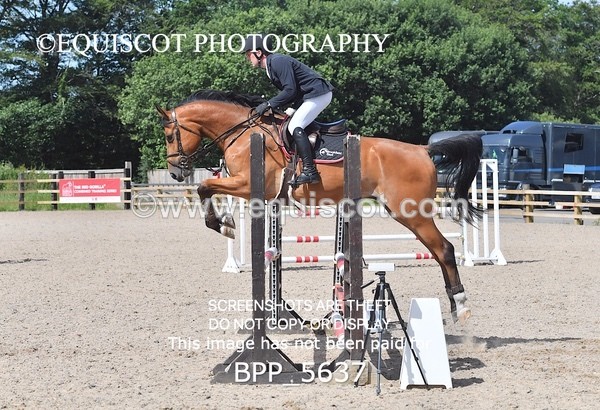 BPP_5637 - CLASS 3 Senior BritiNovice/ 90cm Open