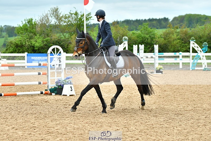 230507A-133714-08174 - Cls 43 1.05m Amateur Quali