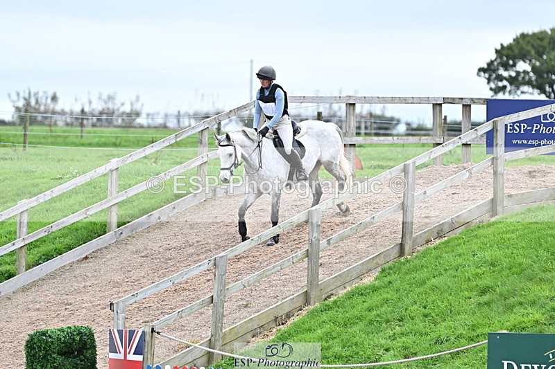 241012A-104512-00387 - 70cm