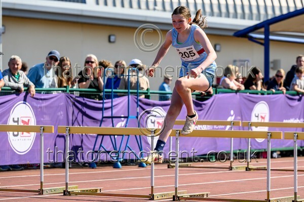 West25Sat-919205 - Track Female Set One