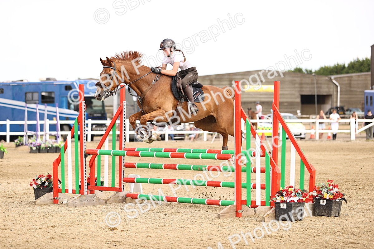 SBM_002422 - Class 18 - Ariat Senior British Novice- 90cm Open
