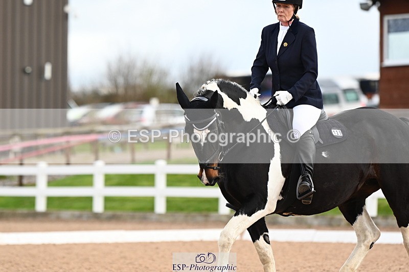 240323A-093542-01233 - DR Intro B