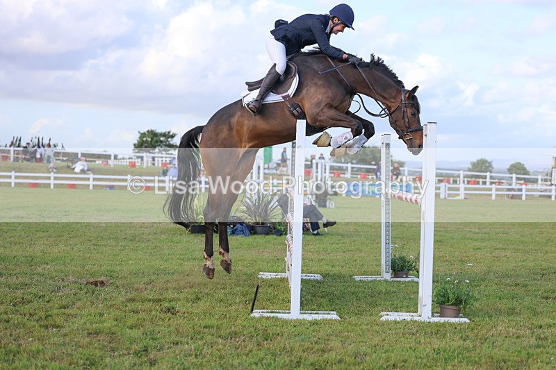 3E7A4648 - Class C1: Showjumping Senior Newcomers/1.10m open
