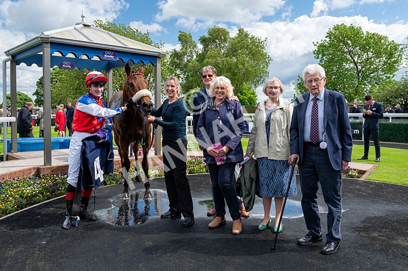 290524-Race 4-Makeen-1970 - Race 4