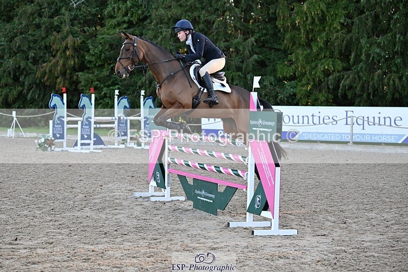 231022-091904-22885 - 214-LIGHT.TOUCH-Liv.Irby-SJ