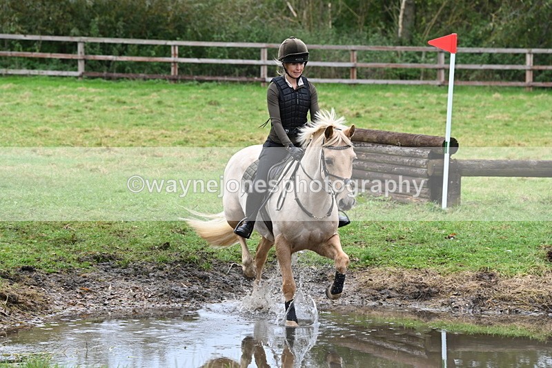 WJ6_7254 - Time at Photographer 13:23 to 13:49