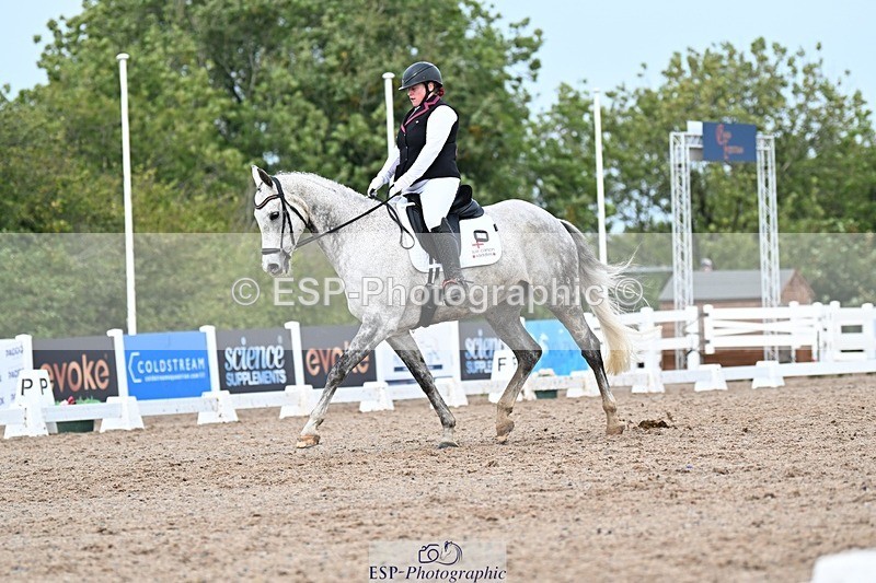 250907-130946-09995 - 071-Emma.ChapmanRoyal.Achiever