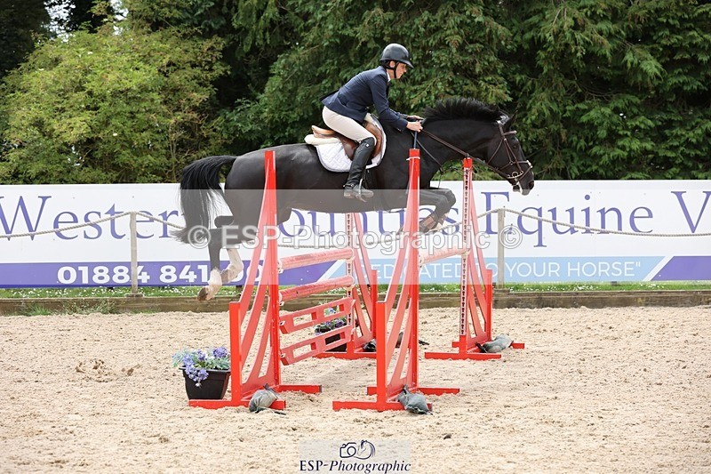 240711-124010-27220 - Cls 122 1.10m Amateur Quali