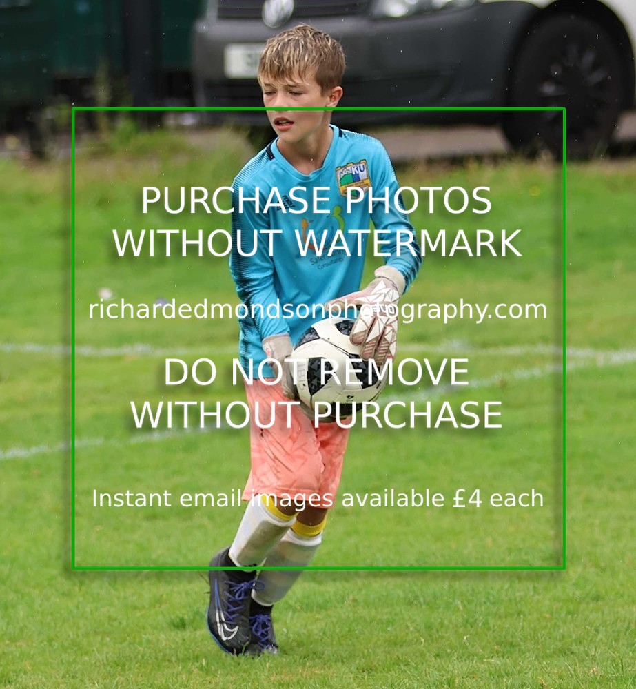 533A8977 - Kendal United