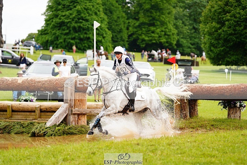 240525-164422-18862 - 267-VAN_KAUNITZ-Jemima_Howden