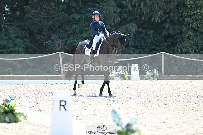 250810A-140201-07209 - 070-Abbie.NewburySeagry.Firstamour