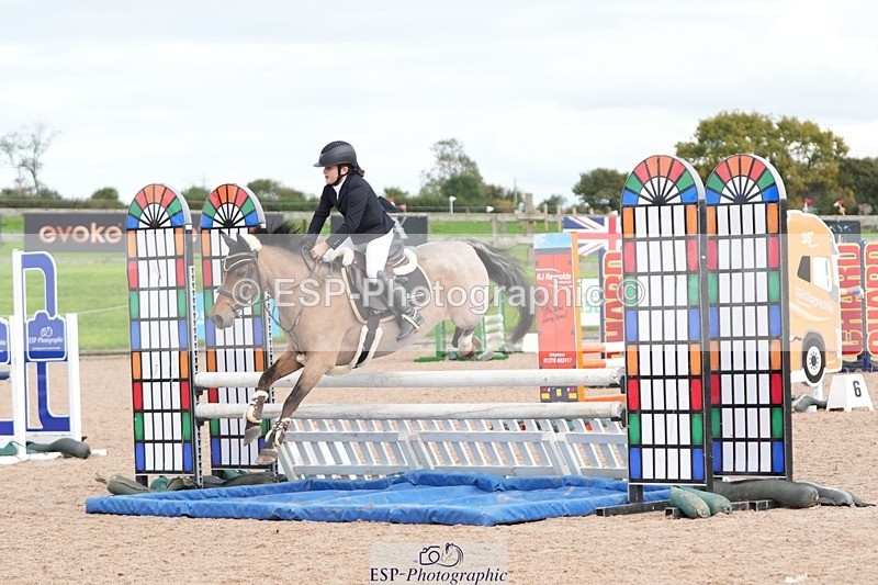 250921-150712-03791 - Cls 20 Pony 80cm Derby