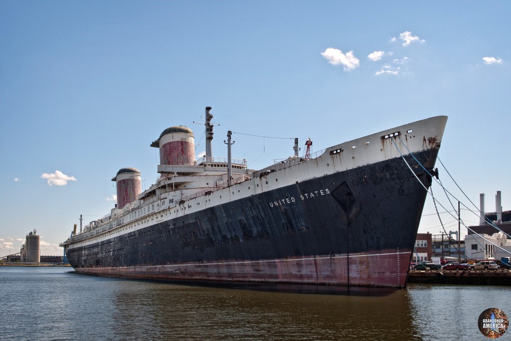 the fleeting nature of immortality | SS United States (Philadelphia, P - SS United States