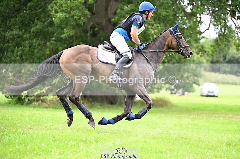 240803-123150-04067 - 137-Tim_Cheffings-HORGANS_ETOILE