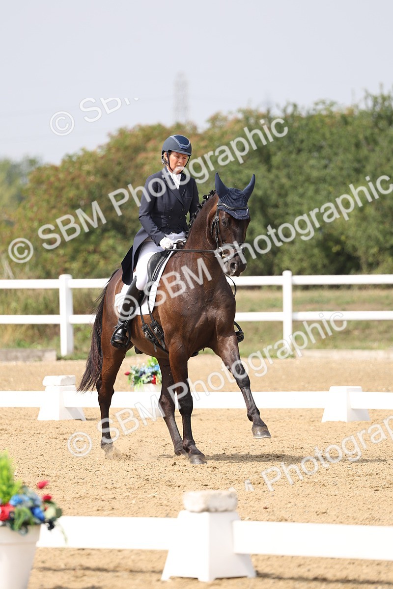 SBM_007311 - Class 9 - FEI INT I - 13.37-14.33