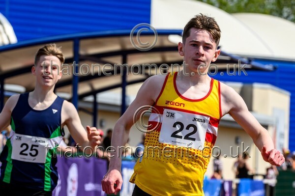 West25Sat-927275 - Track Male