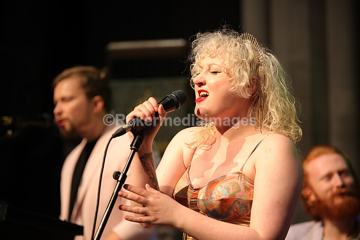 FOLK N BLUES-430 - FOLK and BLUES SEPT 2022