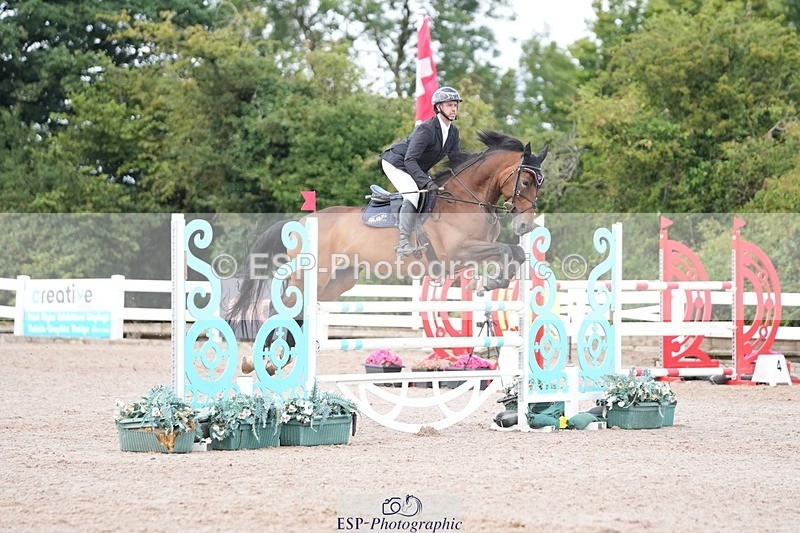 250720-094114-18200 - Cls16, 1 Star Silver Tour Accumulator