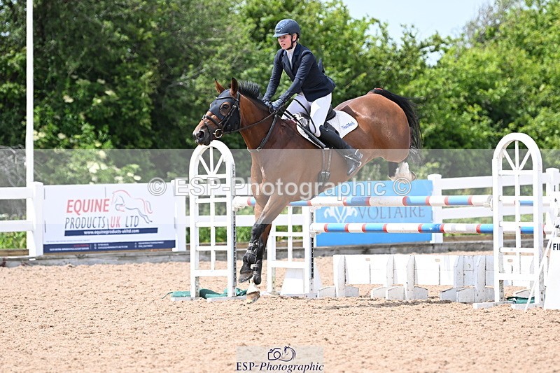 240619A-144532-00746 - Cls 4 Snr Newcomers and 1.10m Open