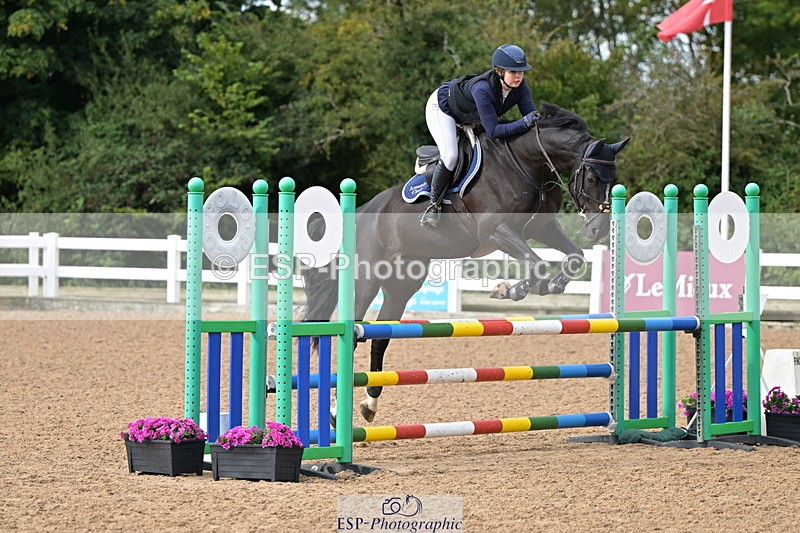 240912A-100832-00915 - Cls 8 Snr British Novice and 90cm Open