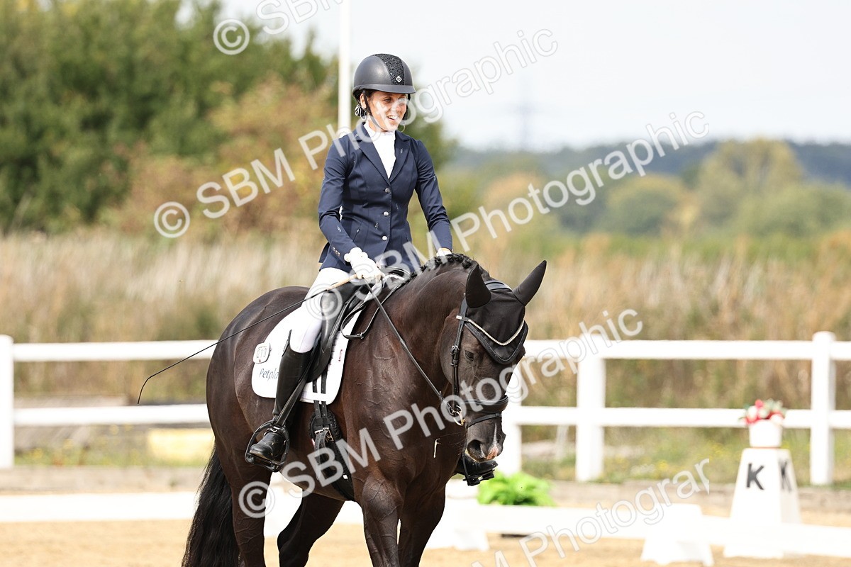 SBM_013155 - Class 3 - Novice 4 - 11.43-12.25