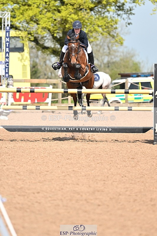 240510A-104007-05067 - Cls 21 Snr 1.20m Open