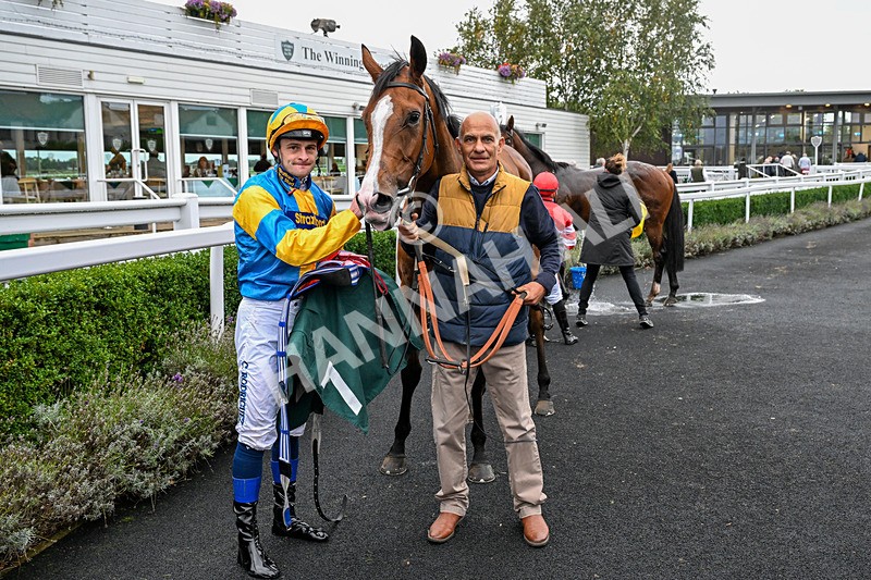 011025-Race 7-Lightning Tiger-0132 - Race 7