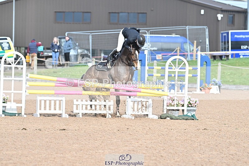 240315A-095501-00133 - Cls 1 Seniors 1.05 and 1.10m Open