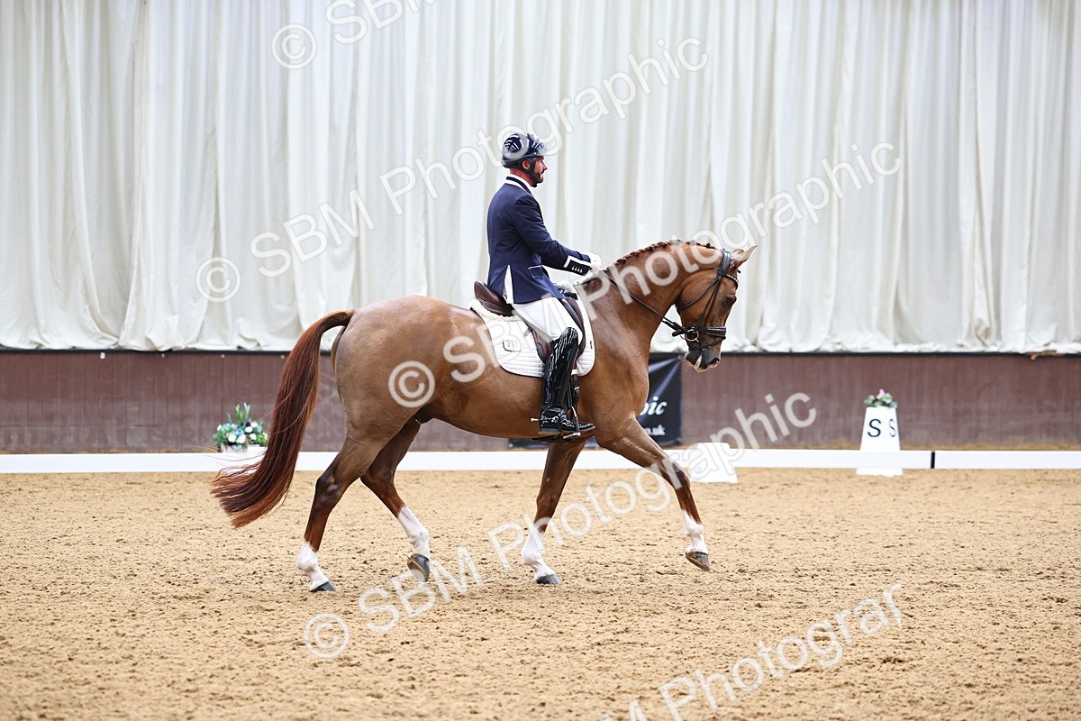 SBM_006387 - Class 5 - novice 6 - 12.04-13.07