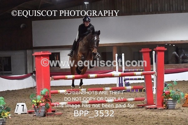 BPP_3532 - CLASS 17 Senior Newcomers/ 1.10m Open