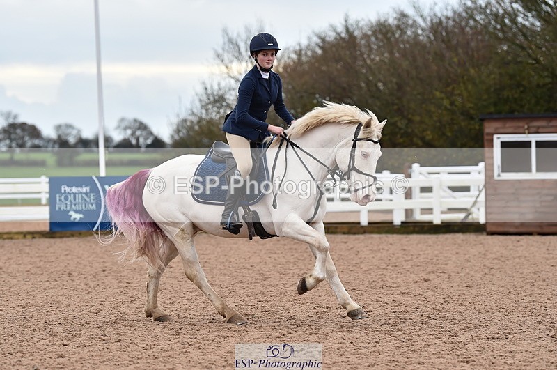 231203A-105018-00596 - Cls 3 Discovery & 90cm Open