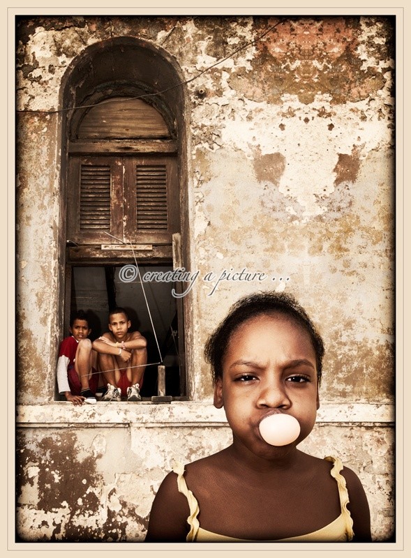 Blowing Bubbles - Cuba
