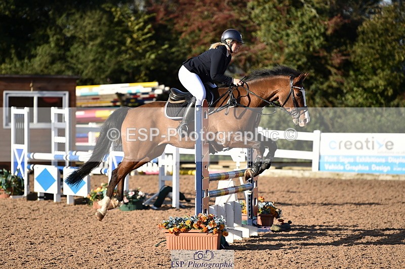 231015A-093914-06756 - Cls 22 British Novice & 90cm Open