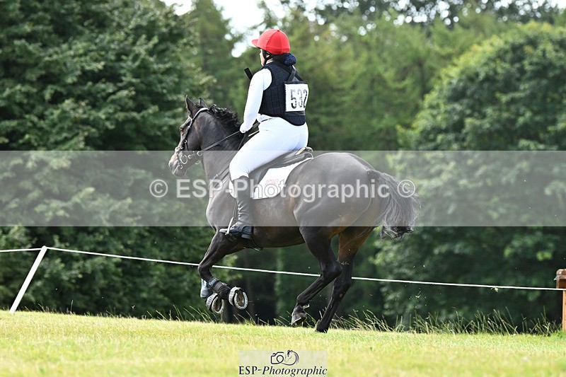 240825X-105350-31220 - 70cm XC 10.00 to 11.00