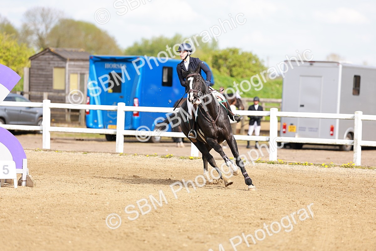SBM_002341 - Class 5 - Senior Foxhunter - 1.20m
