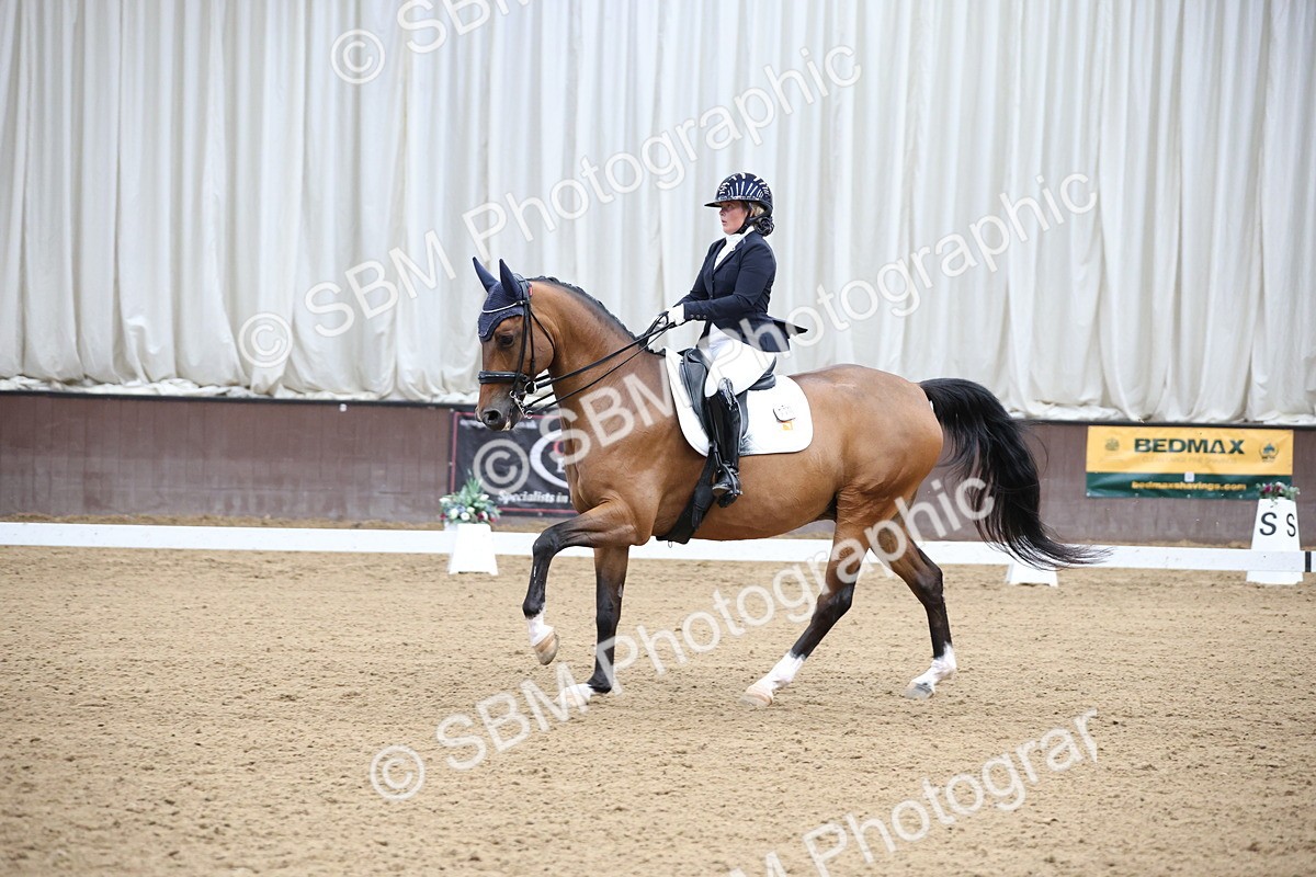 SBM_004056 - Class 8 - Advanced Medium 6 Silver