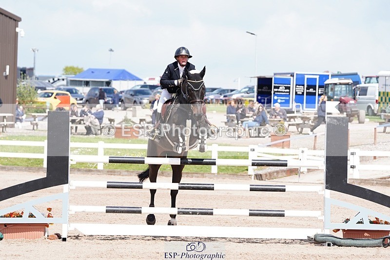 250425-150420-10164 - Cls 18 - 1 Star Silver Tour