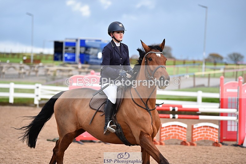 231203A-130014-01256 - Cls 9+10 Children on Horses 1m & 1.10m