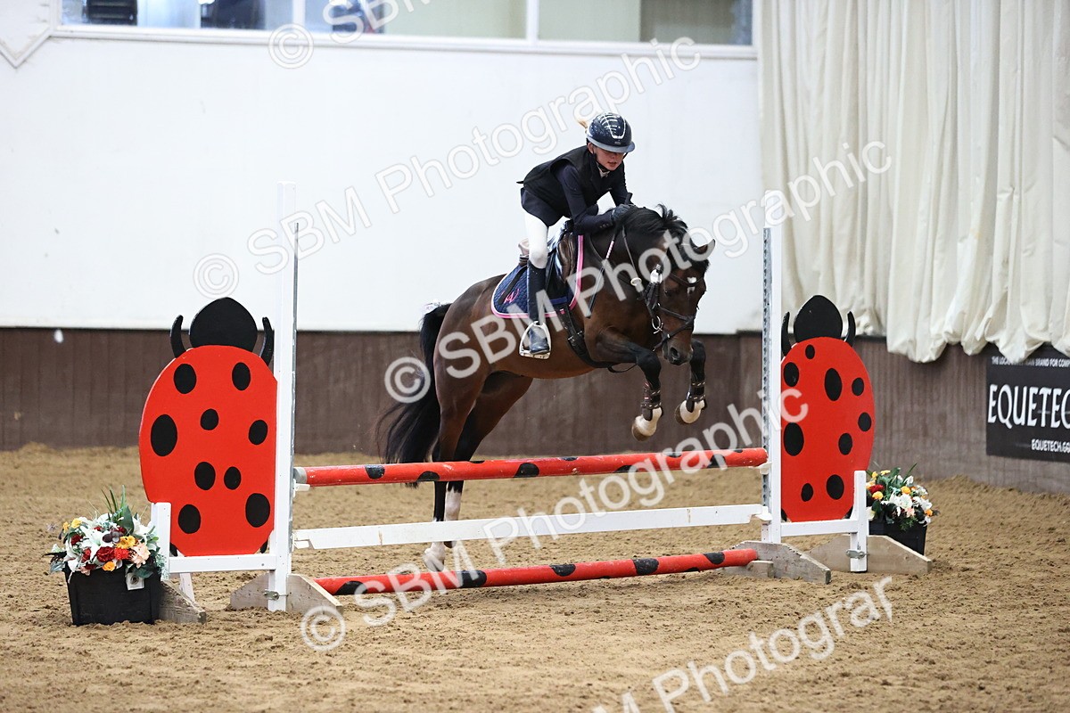 SBM_001810 - Class 9 - Pony Intro 70cm Open