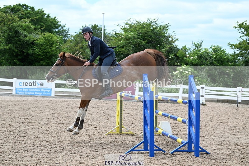 240609A-142250-05930 - Cls 26 Pony Foxhunter and 1.10m Open