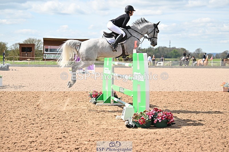 240418A-140657-04238 - Cls 9, 2 Star Big Tour 1.40m