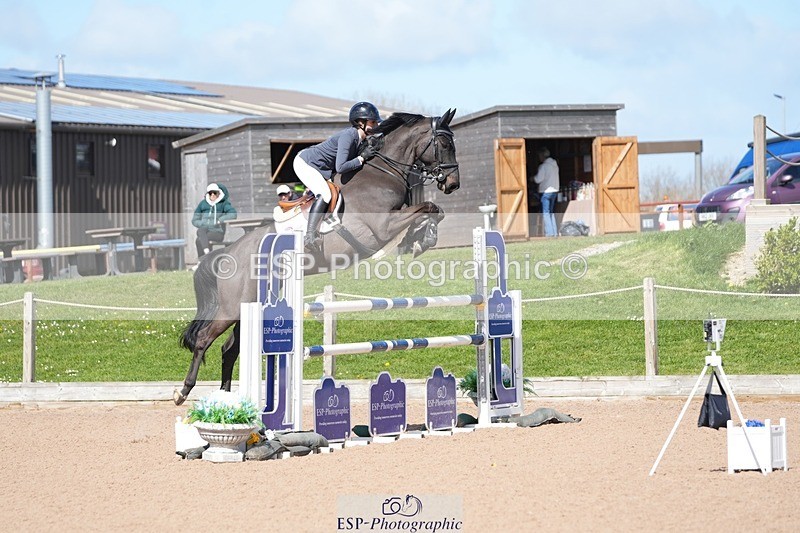 260328-120154-03305 - Cls 15 Foxhunter