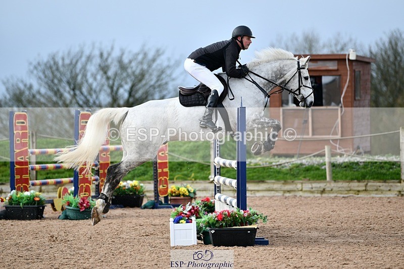 260313-112701-01374 - Cls 2 Snr Newcomers