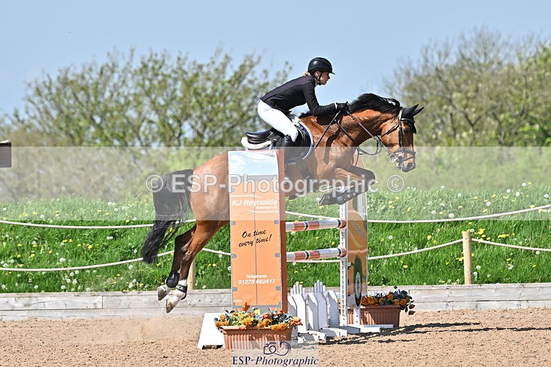 240509A-112457-01154 - Cls 9 Snr 1.20m Open