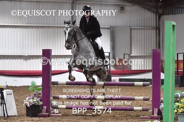 BPP_3574 - SUN CLASS 19 SENIOR  0.85m Amateur Championship Qualifier